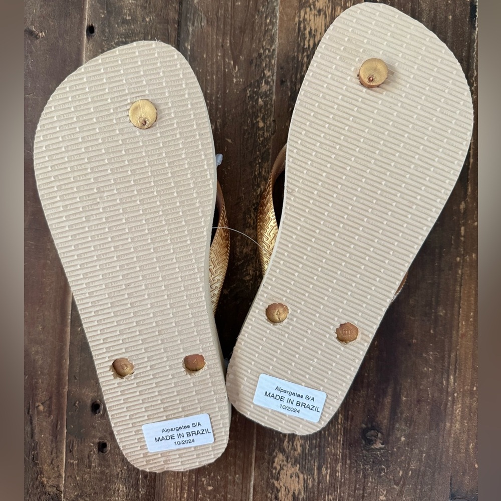 NEW! Havaianas x FARM Rio Papillon Flip Flop - Picture 5 of 7